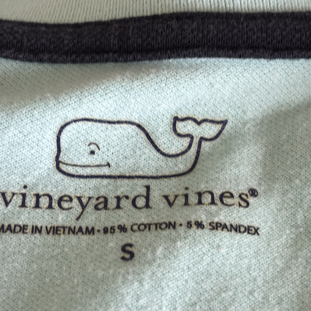 Vineyard Vines Women’s Golf or Tennis Polo Shirt. Size Small. Great condition - Picture 7 of 9